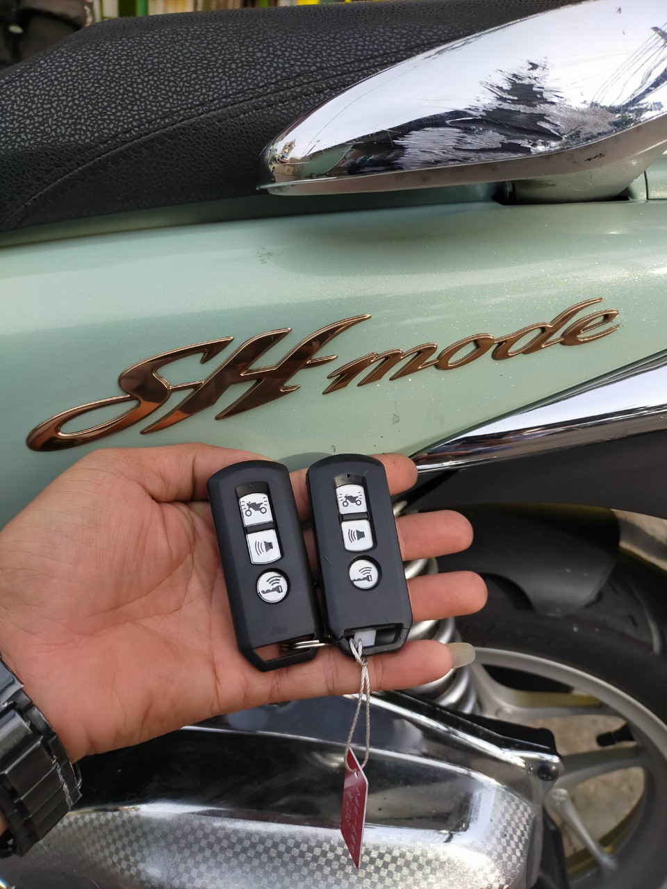 Làm chìa khóa xe máy Honda Sh mode